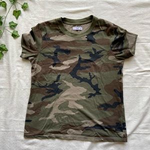 Aritzia Tna Camo Shirt Size Xs
